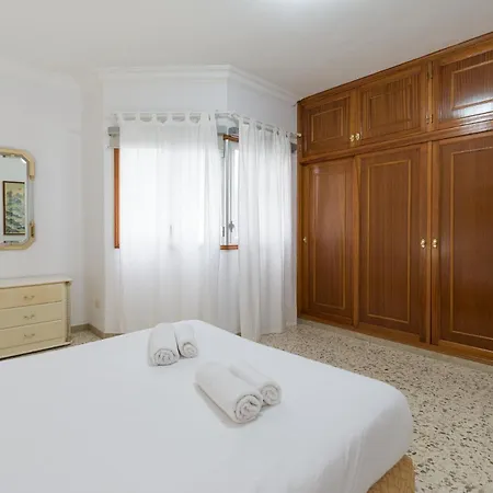 Huge Balcony Over Canteras By Canariasgetaway Лас-Пальмас-де-Гран-Канария